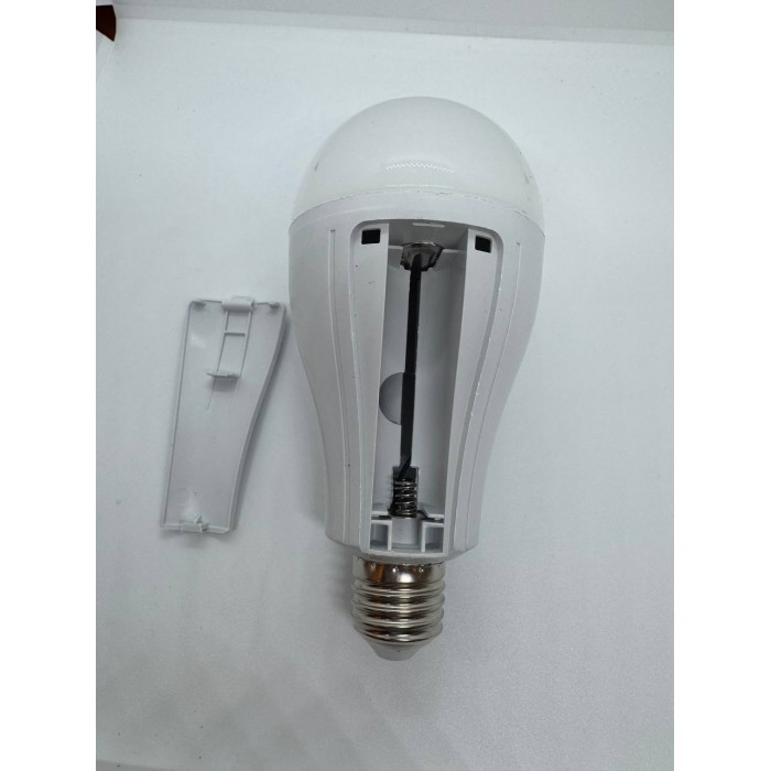 Лампочка зі знімними акумуляторами 2*18650 у патрон E27 20W